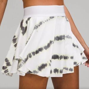 Lululemon Court Rival High-Rise Tennis Skirt 
Transverse Yellow Multi  - size 0